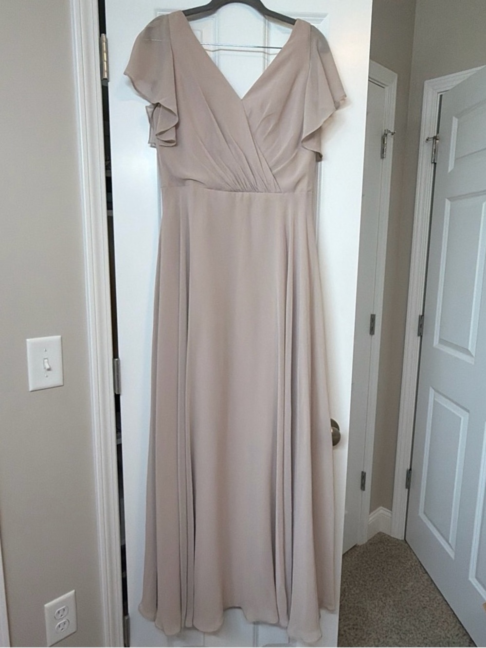 Elegant Dusty Rose Taupe Flutter-Sleeve Maxi Dress
